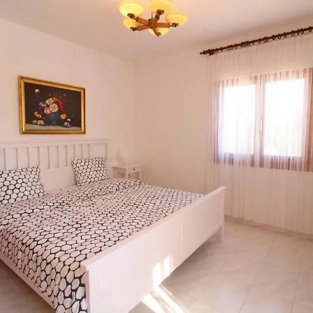 Villa- Rosa Вилла Бениса